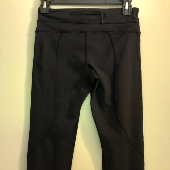 LULULEMON | black, capri, checkered leggings - Picture 2 of 9